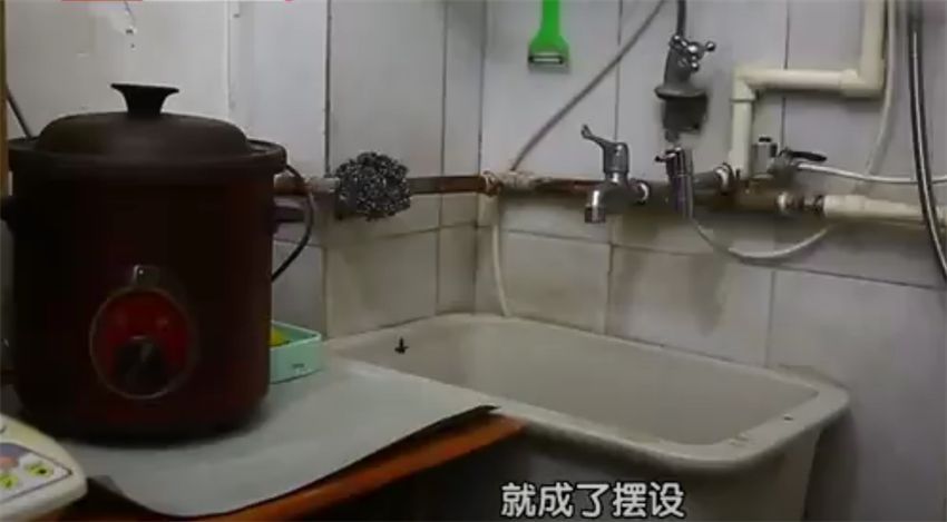 北京1家5口蜗居19㎡老房，空间逼仄！设计师爆改成5室2厅别墅