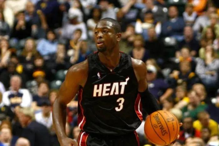nba哪些球星最厉害(美媒列出了史上最伟大的20名球员，以及他们的总决赛战绩和数据)