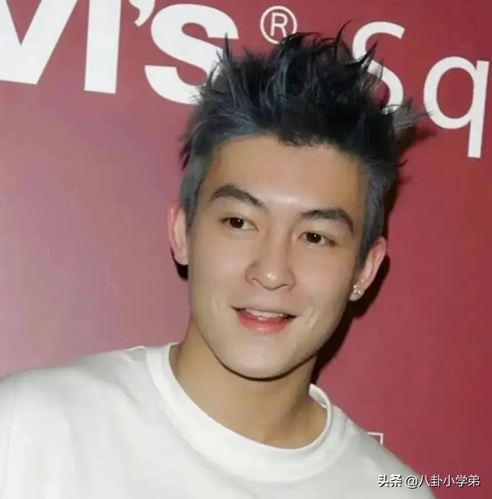 明明长着一张相似的脸，一个洋气一个“土气”，颜值差距太大了