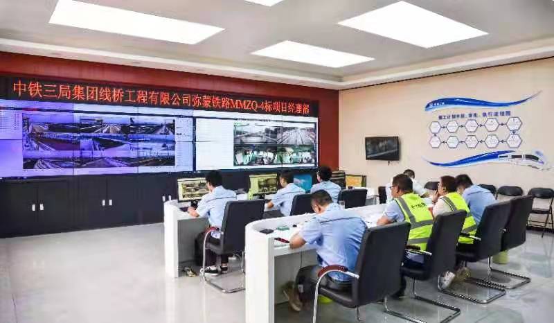 中越铁路大通道重要连接线--弥蒙高铁全线铺轨贯通