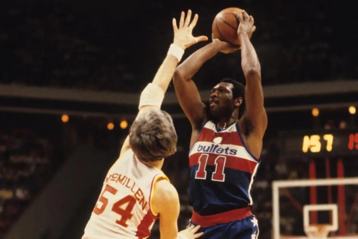 肖恩坎普uda（美媒重排NBA历史上个人犯规最多的20名球员，现役一人入选）