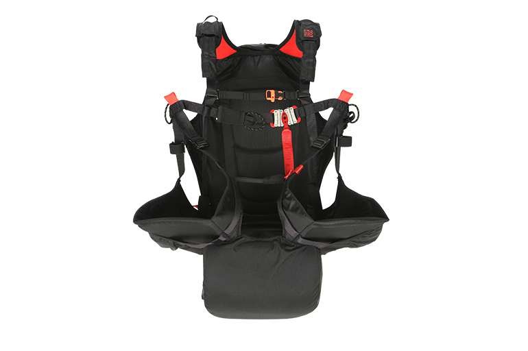 95后女孩滑翔伞坠亡，浙江金顶旅游高坠事故：究竟什么原因？