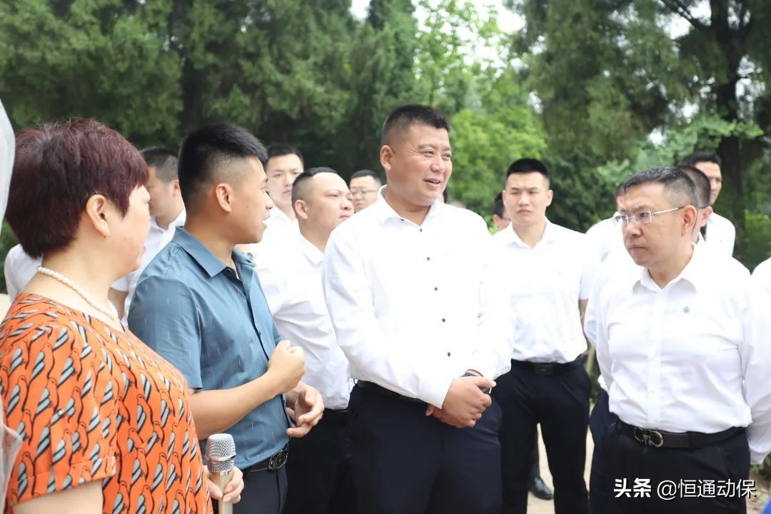 �Ĵ���ͨ�����Ÿ������커��ҵ�����罻��ѧϰ