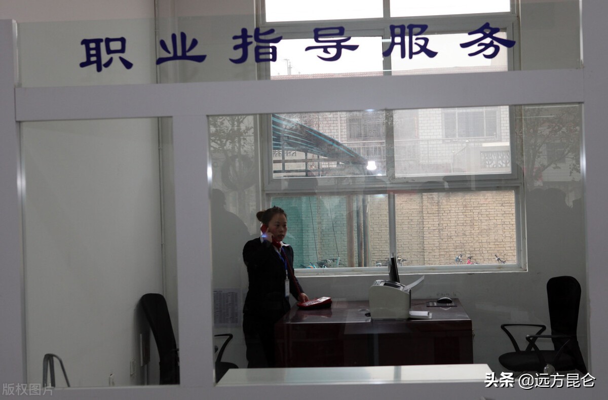 大学生就业难的原因是什么？一定要看懂国家趋势