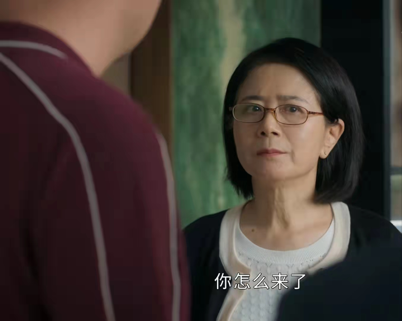 相逢时节：“在酒吧遭诱奸”，陈昕儿悲剧的一生，都源自她的妈妈