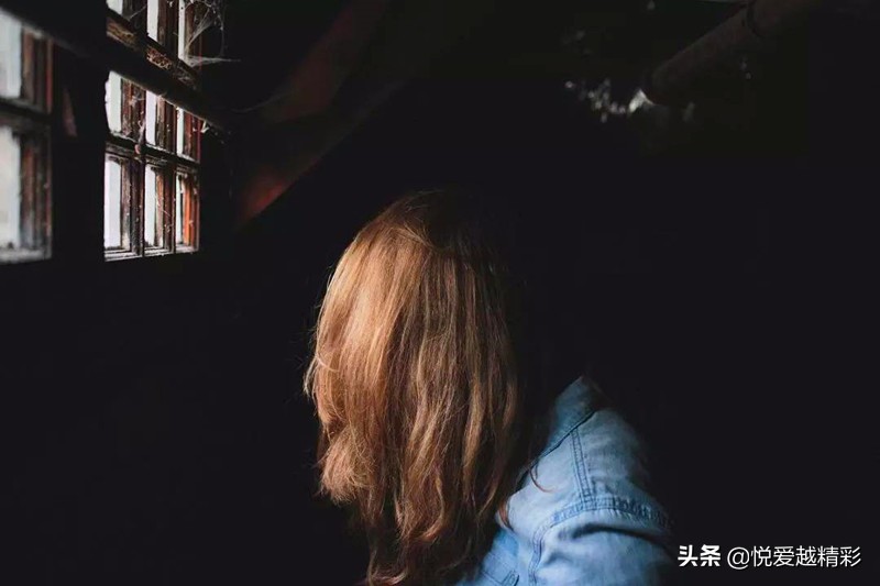 高中生校园寝室冷暴力，住校生难迈的坎！家长心中难以忍受的痛