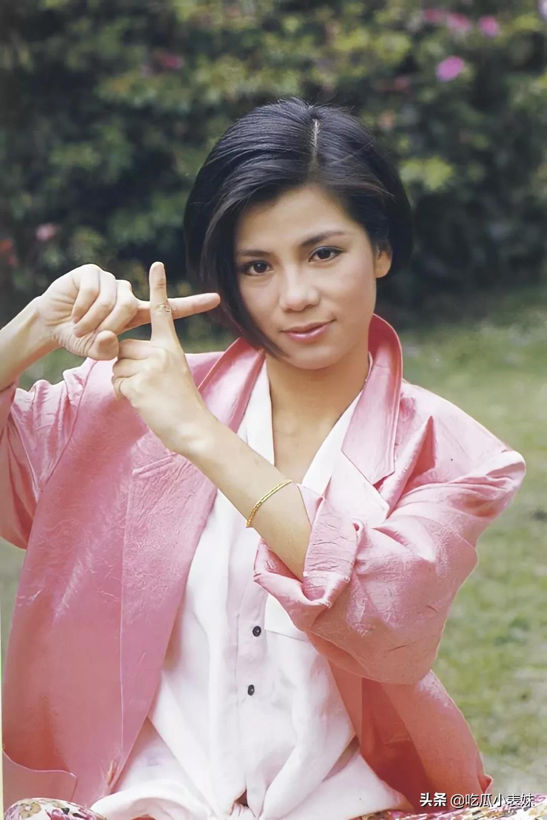 翁美玲，永远年轻的俏黄蓉