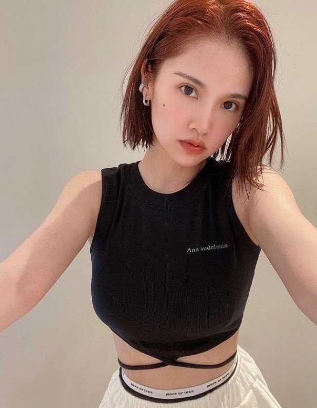 看我72变？与出道形象不同的艺人：郭采洁超前卫