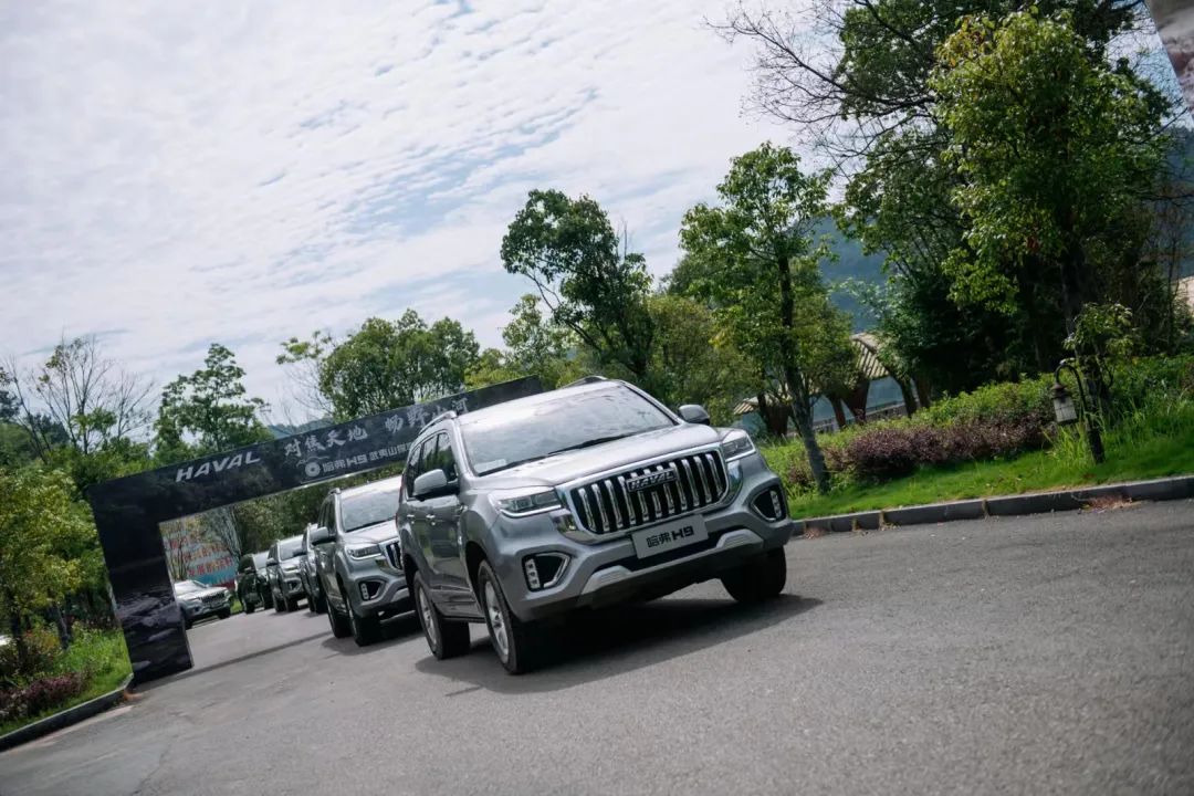 2.0T+8AT，21.48万元起，哈弗H9离“露营神器”，仅差一个PHEV版