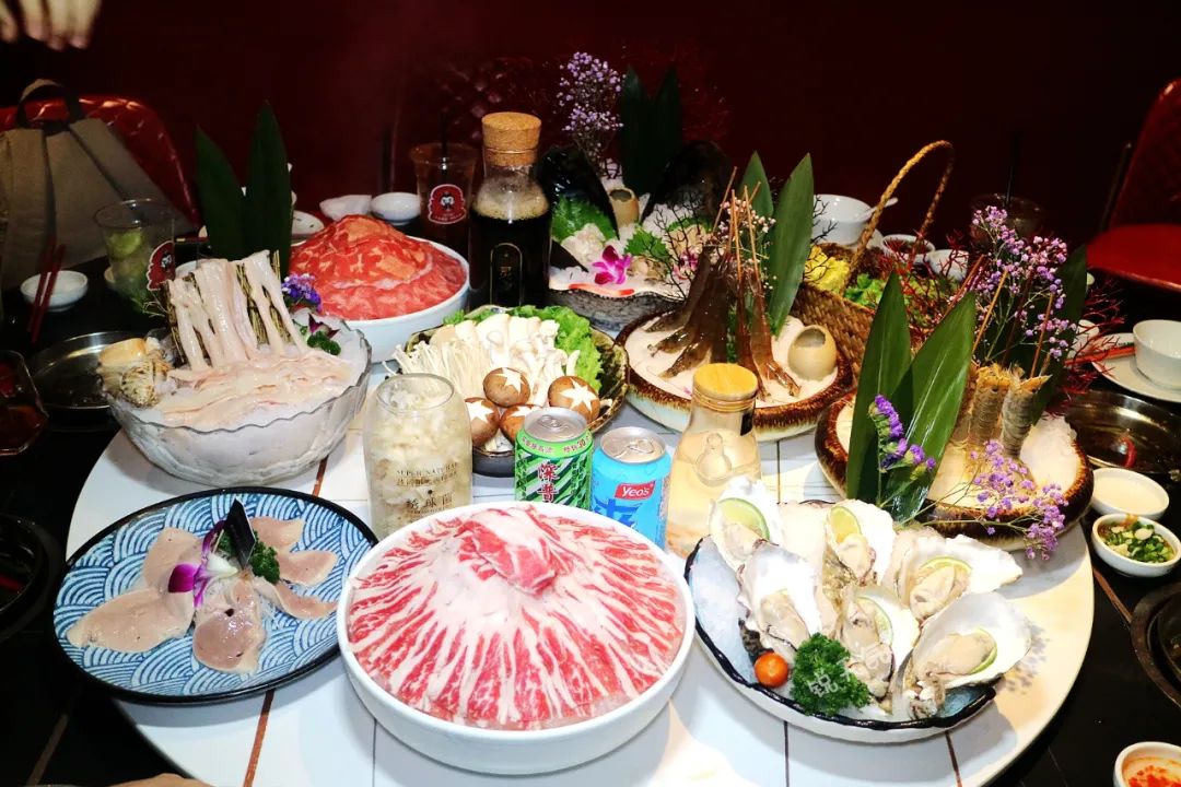 厦门首家潮汕卤水火锅，烫鹅肝海鲜味道好，人均120吃出500的感觉