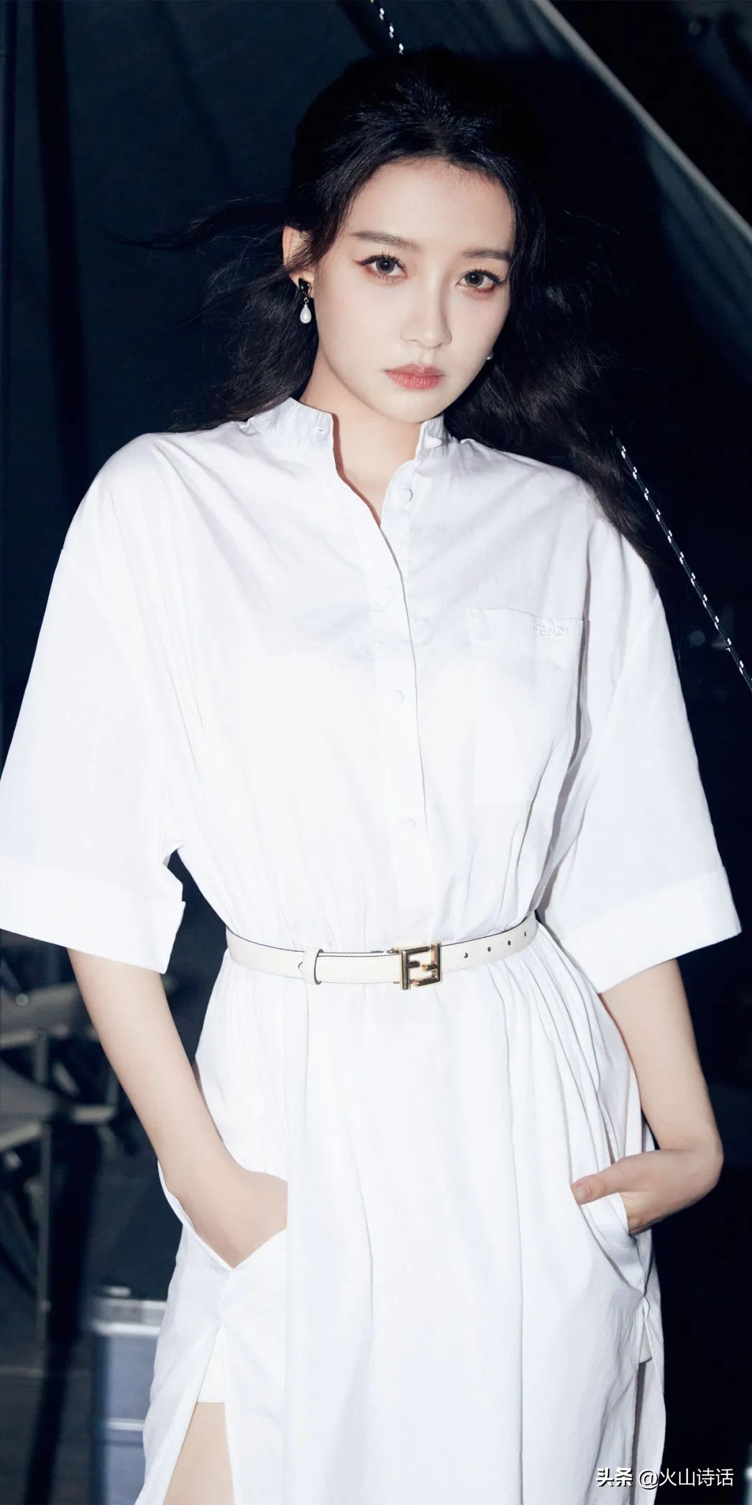 孙怡最新一组精彩写真,一身紫色流苏短裙绝美之极,实在太惊艳!