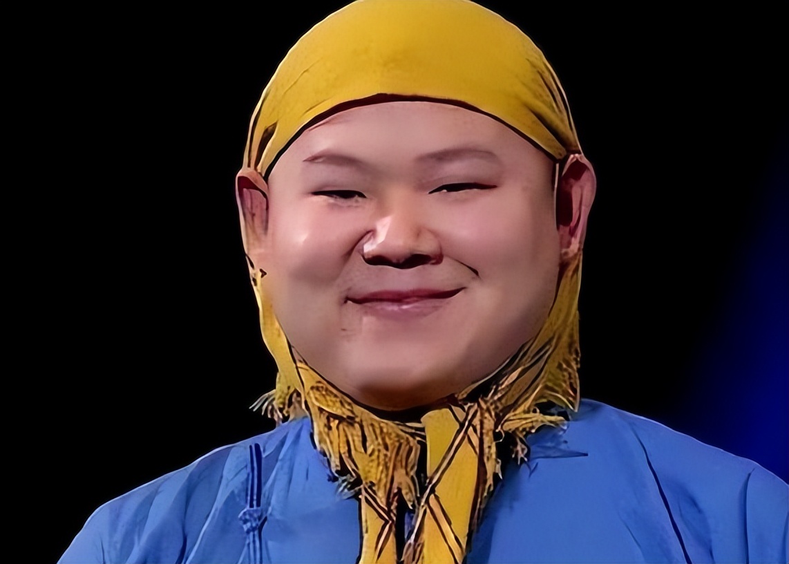 "岳云鹏说相声只会耍贱卖萌".01.