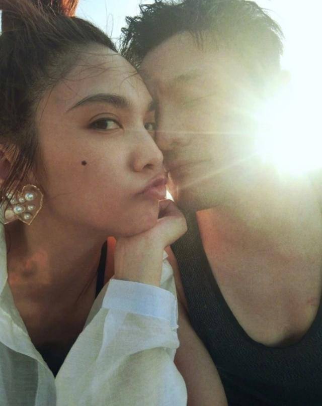 李荣浩辟谣出轨离婚，杨丞琳安慰丈夫和姐妹，吉克隽逸委屈落泪