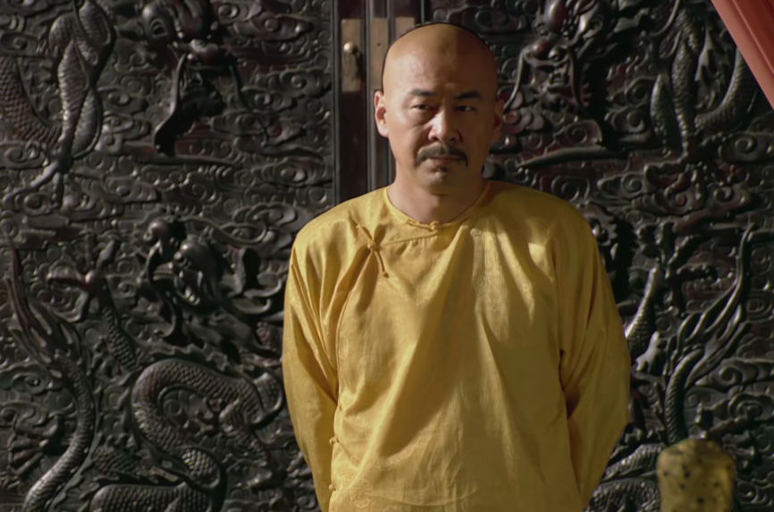 为何淳儿第一次侍寝时,皇上刻意换了睡衣?背后大有讲究