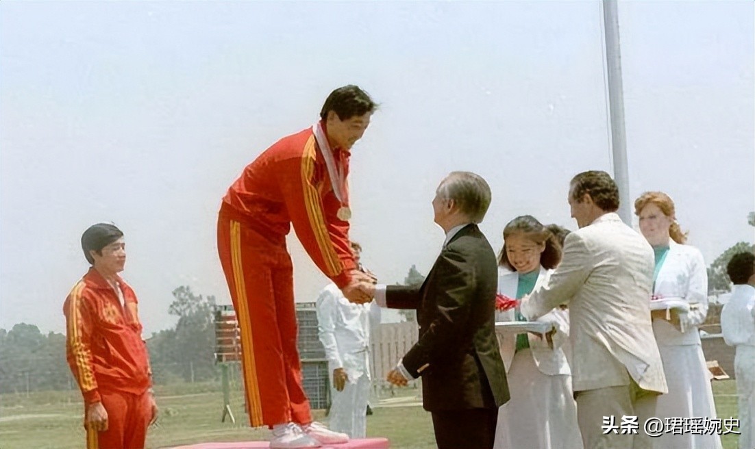 中国有哪些人获得过奥运会金牌（中国首位奥运冠军许海峰：建军节出生、父亲是新四军、喜欢玩弹弓）