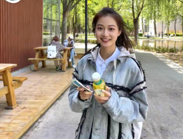 冯琳参加冬奥会宣传，C位领舞惊艳众人，升级为复旦校花是真的？