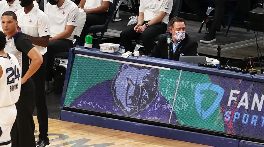 nba为什么有主客场（都2023年了，NBA还能爆出数据作假丑闻？）