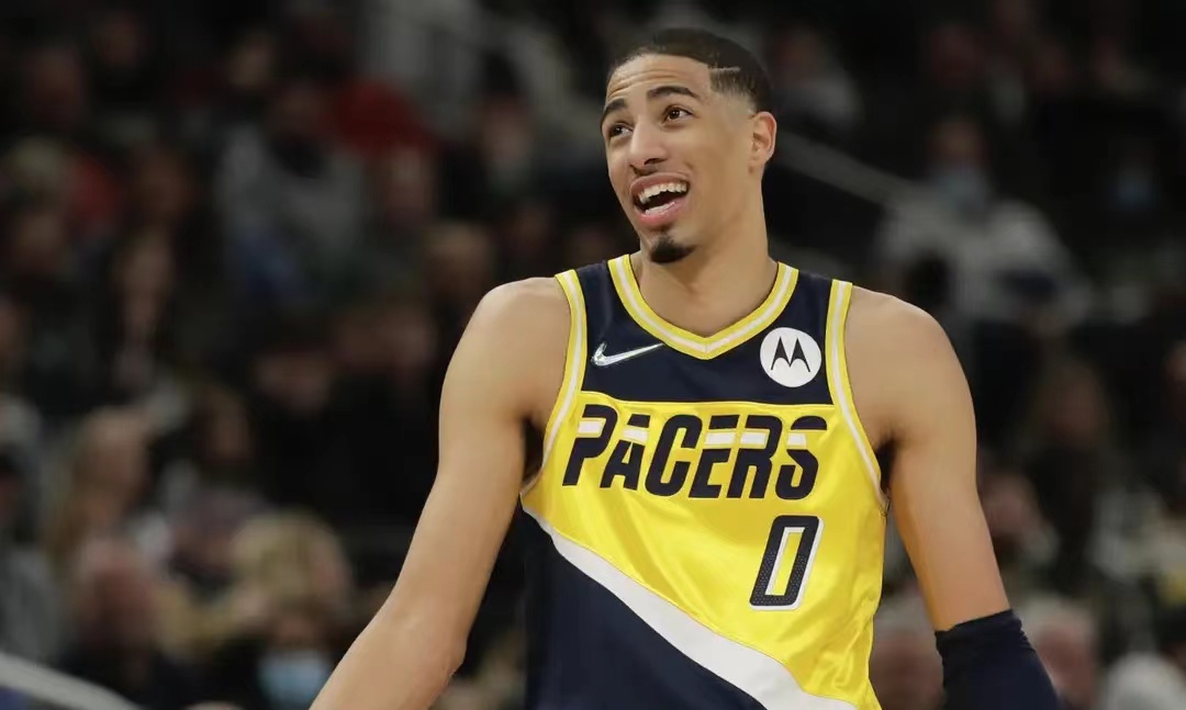 nba年輕中鋒排名（年輕有為！現役10位24歲以下球星：錫安僅排第五，第一場均36+8+8）