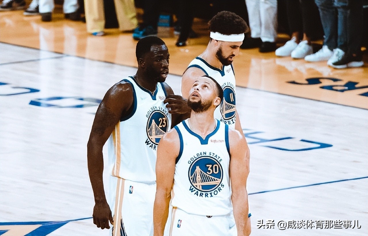 nba gm为什么球员翻倍(豪掷2亿奢侈税，勇士成联盟公敌？GM回应：自家球员想花多少都行)