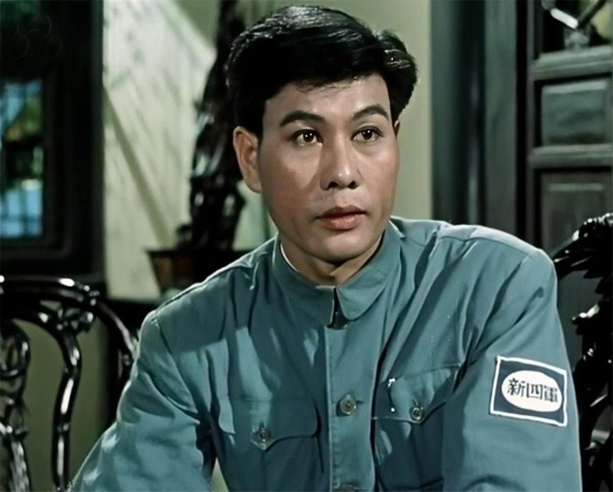 八一厂男星李炎:银幕高干专业户,与妻子恩爱一生,70岁因病去世