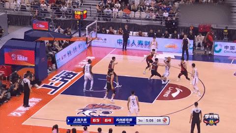 上海男篮险胜江苏晋级 CBA季后赛8强正式出炉