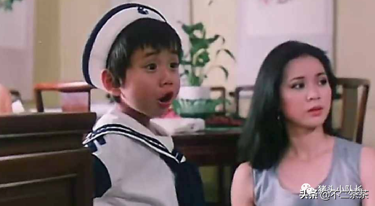 父亲啃他，他啃儿子，这个家族从未逃离童星魔咒