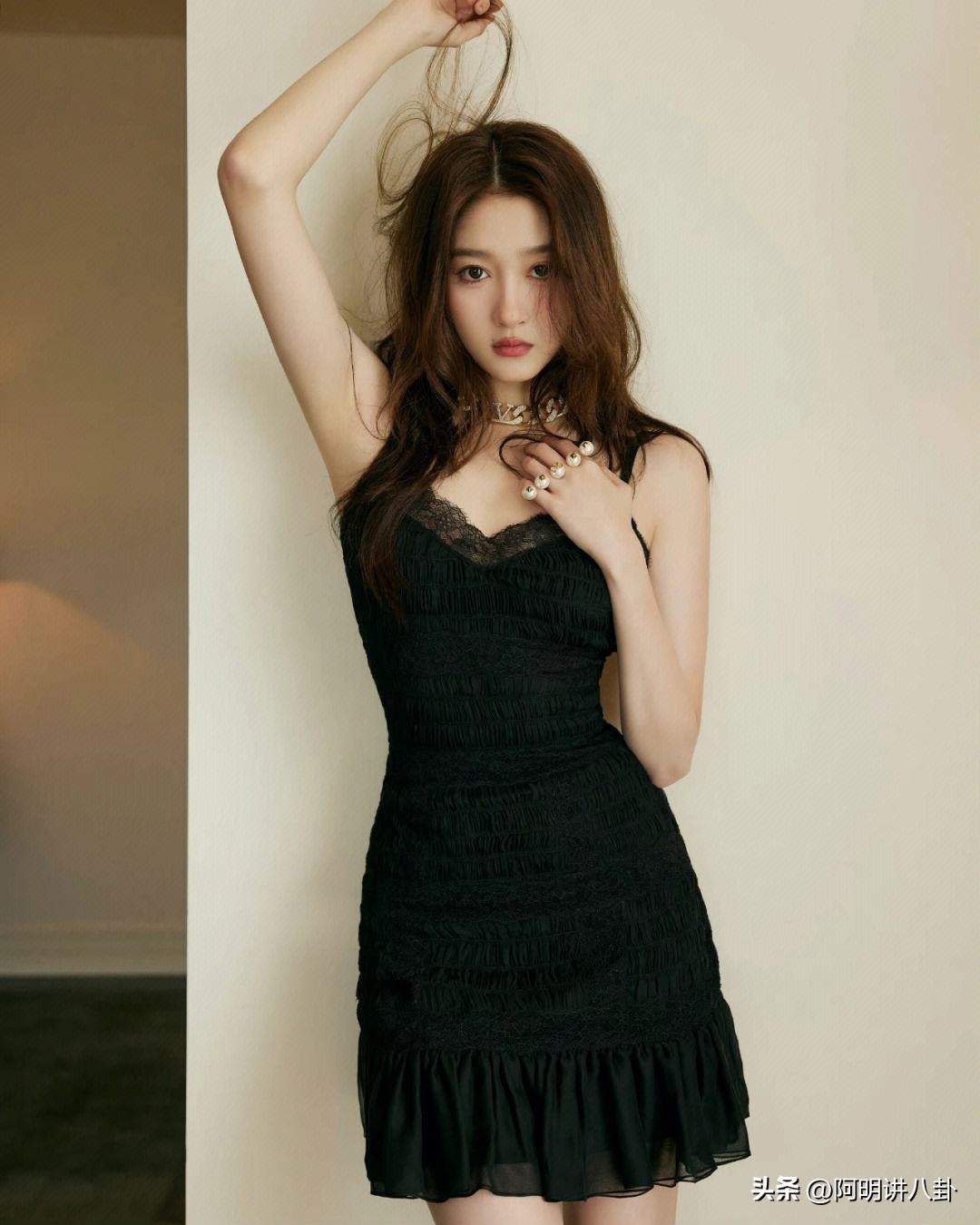 年纪不大身材却十分性感,盘点一下这些拥有魔鬼身材的年轻女明星