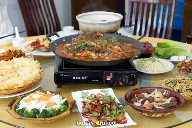 粉丝求我们别写的桂林老店，加起来160多岁了