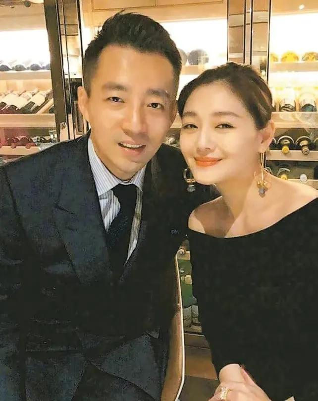 相比于汪小菲，10个细节看透大S“新欢”的为人