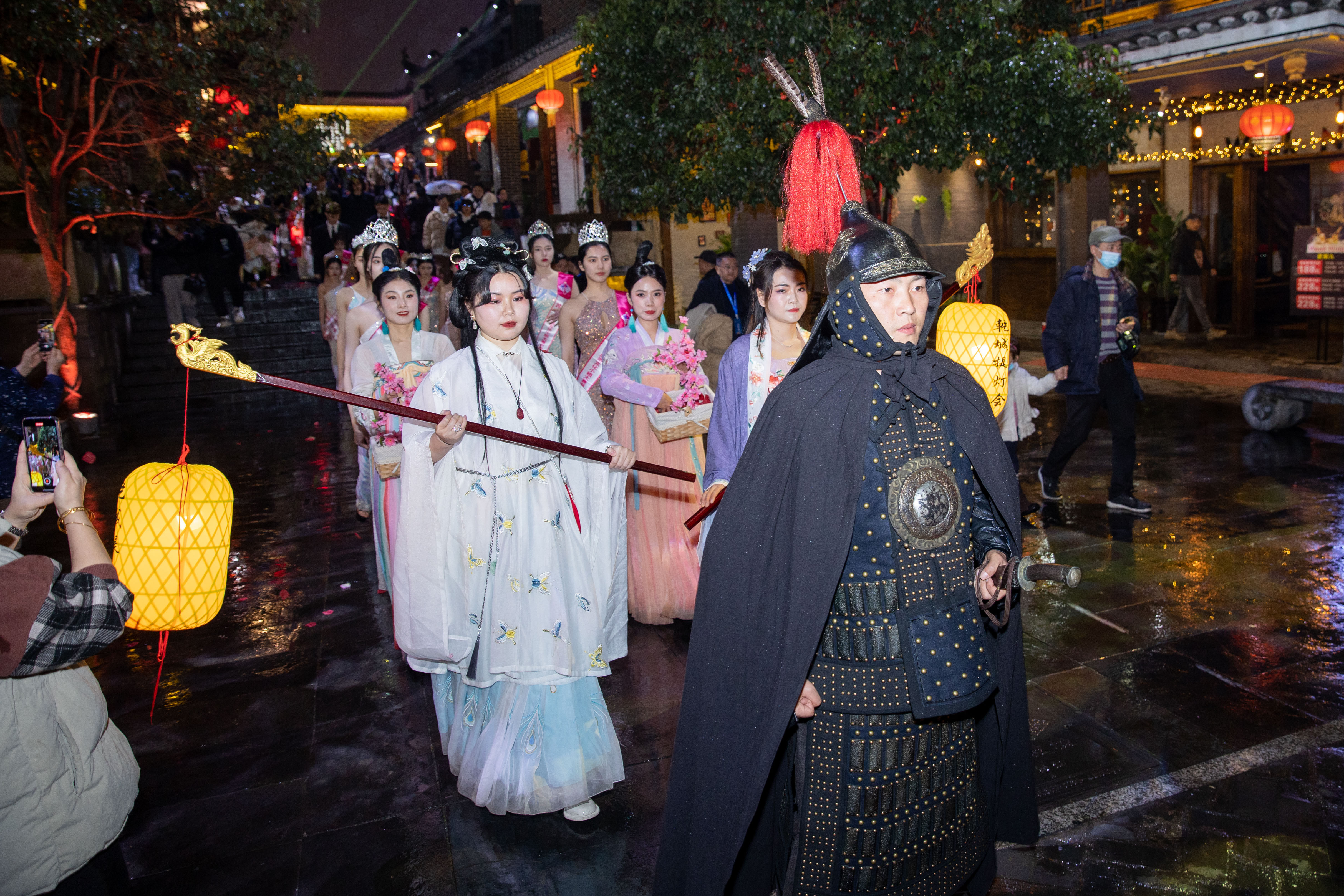 吉首文旅大手笔，世姐超模“文旅推荐团”吉首景区巡拍首秀收官