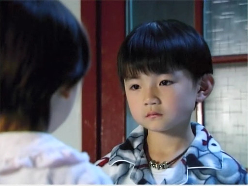 3大顶流童星现今如何，有人卖货有人入狱，年少出圈是利是弊