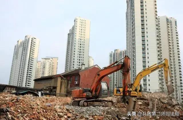 风流的女局长敛财1.4亿，死刑！