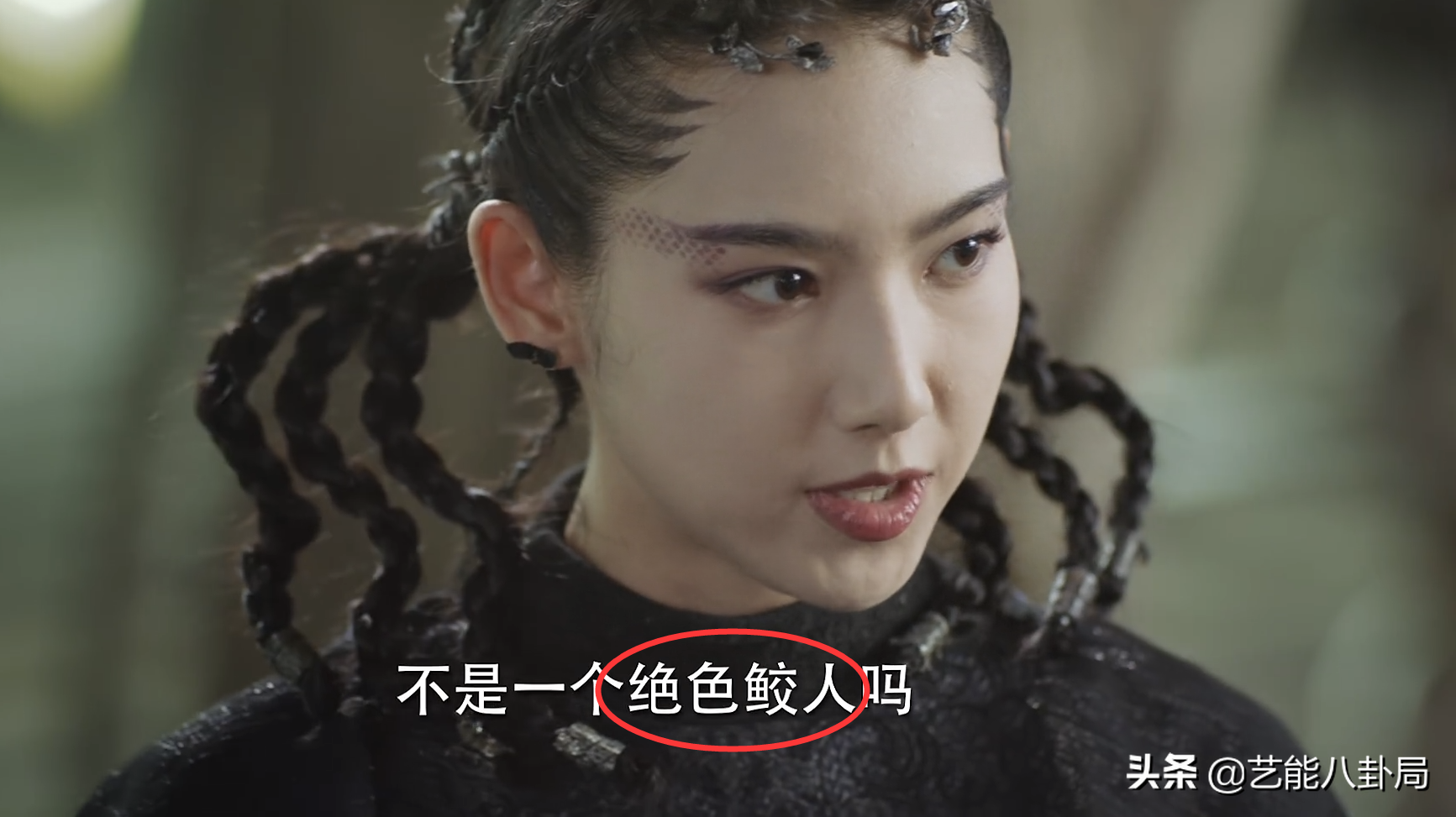 热巴新剧!光脚秀、假腹肌、转圈吻、亲变形,现在的古偶怎么了