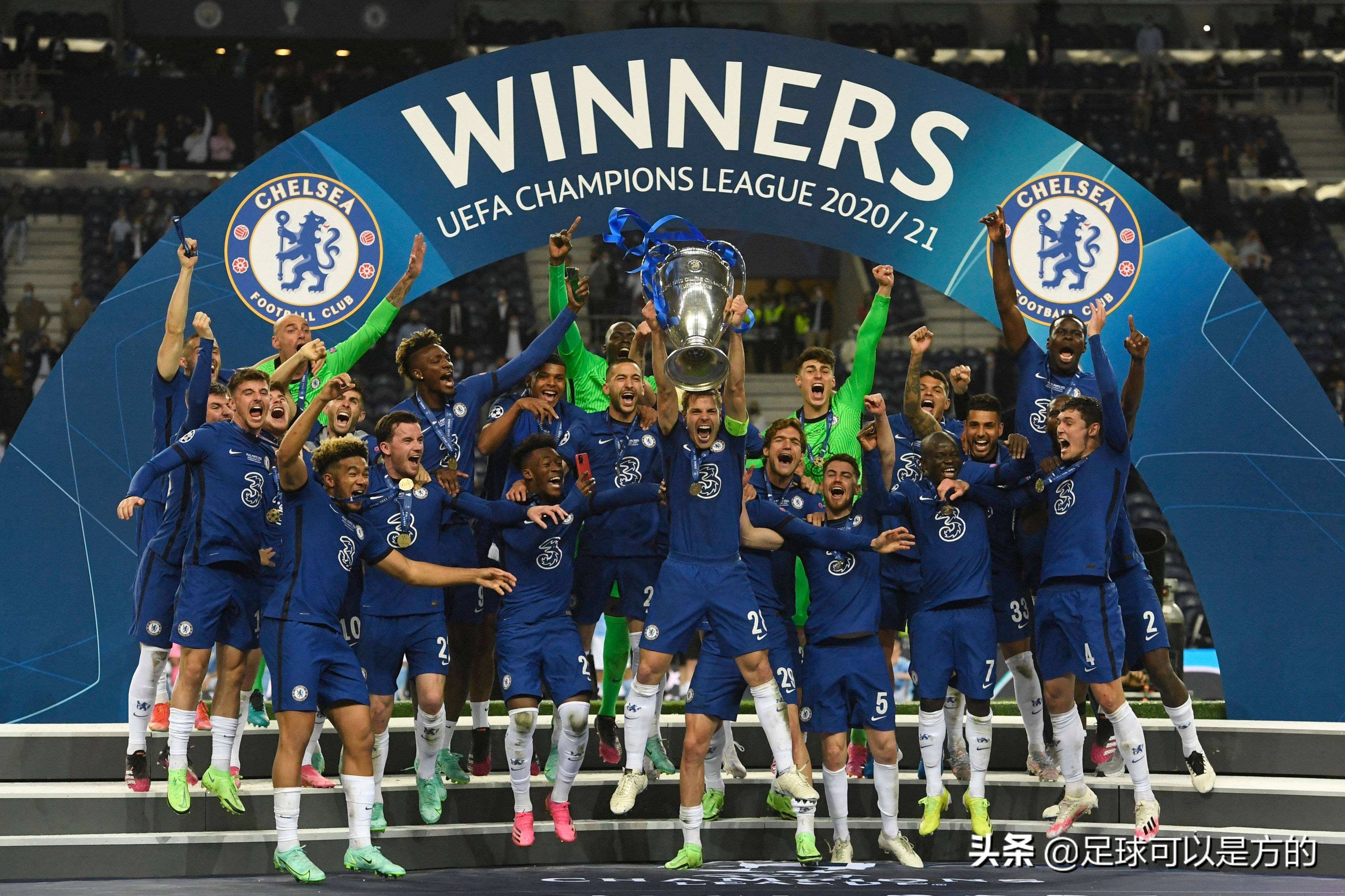 2021~22赛季的欧冠卫冕冠军则是切尔西.