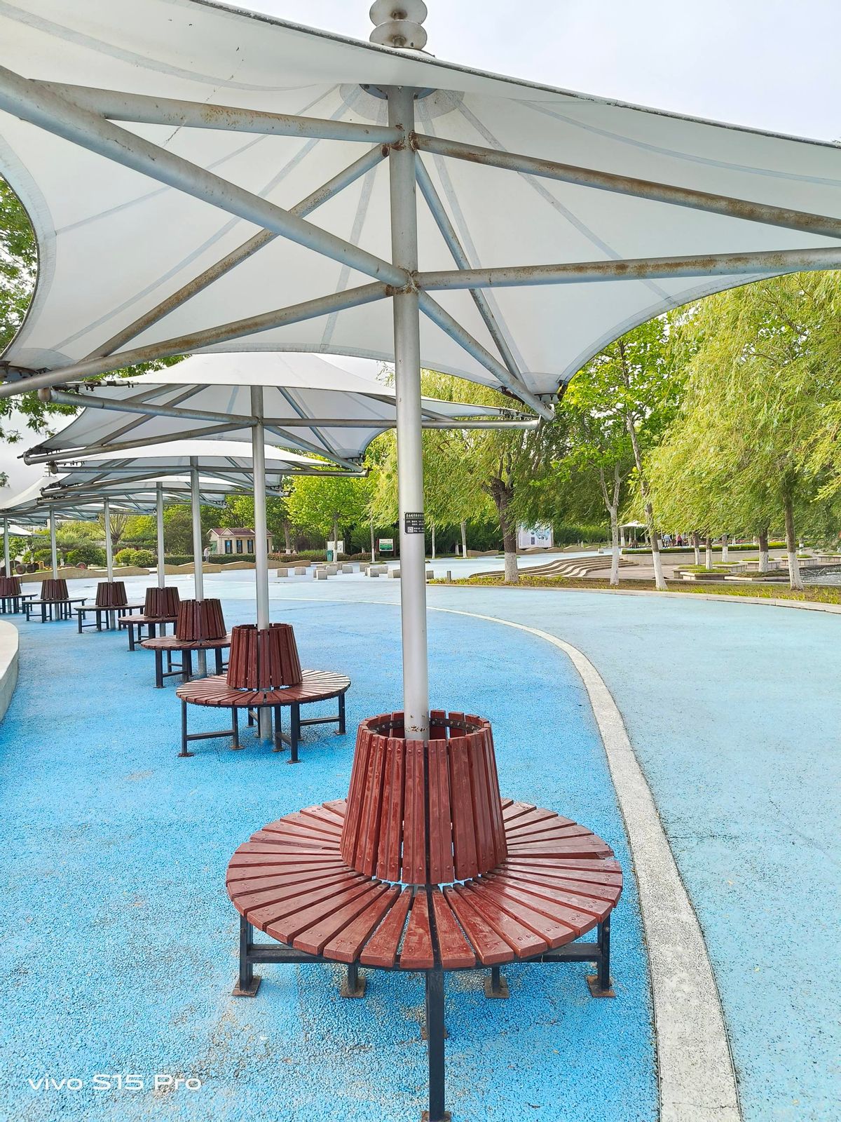 vivo S15 Pro体验：性能迎来亮眼提升，名副其实的“全能甜品”