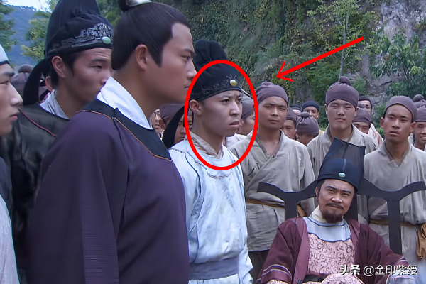 魔灵在电视剧《神探狄仁杰》中的龙套角色有哪些呢？