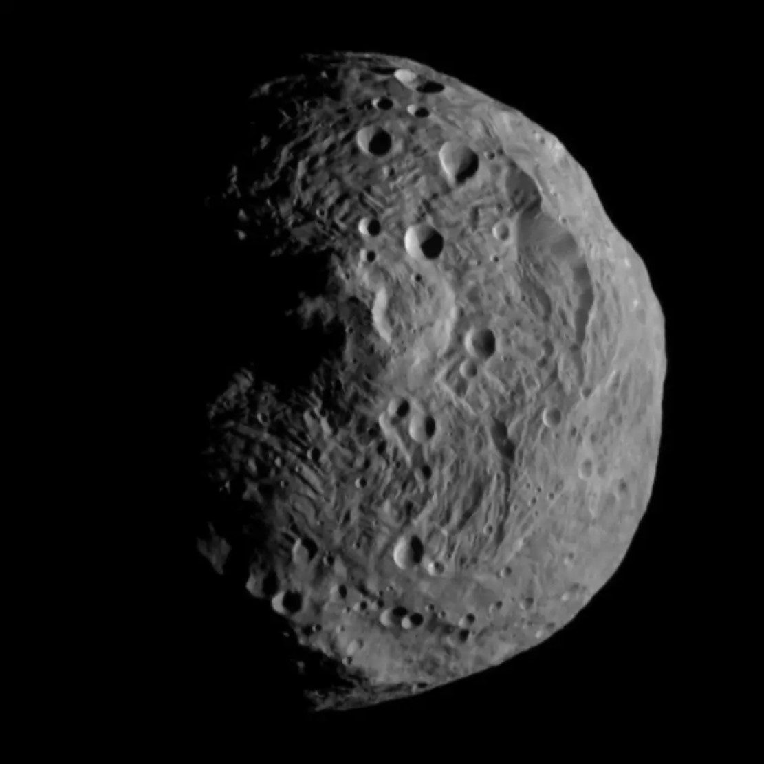 地球最高峰与火星上的山相比，就是小儿科，为啥会这样？