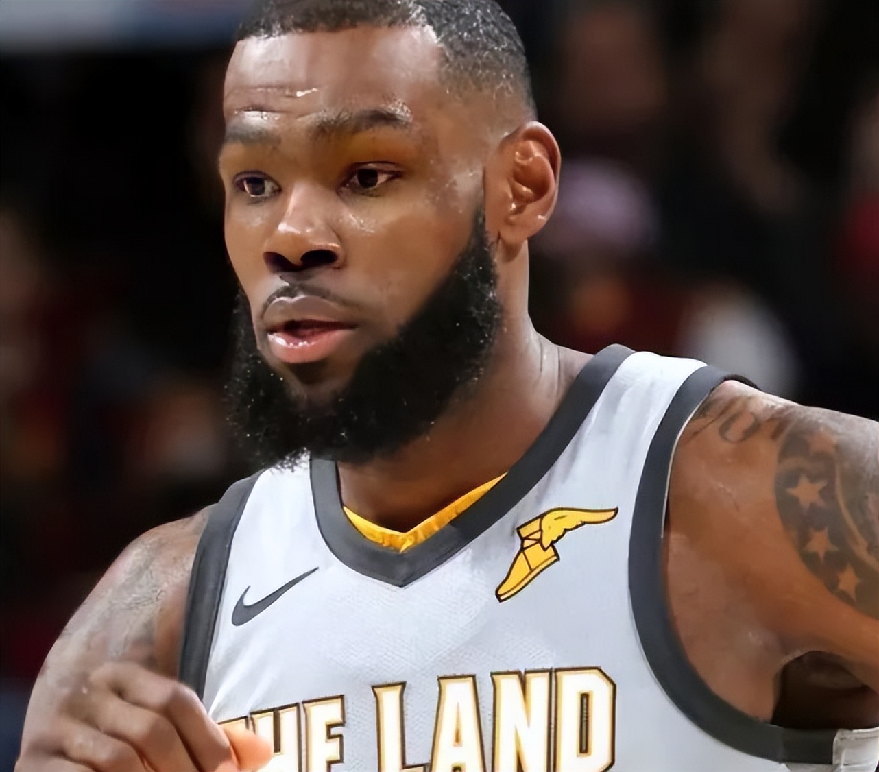 网上恶搞的nba的(nba那些经典ps恶搞图,周琦成灭霸身材 霍华德肌肉