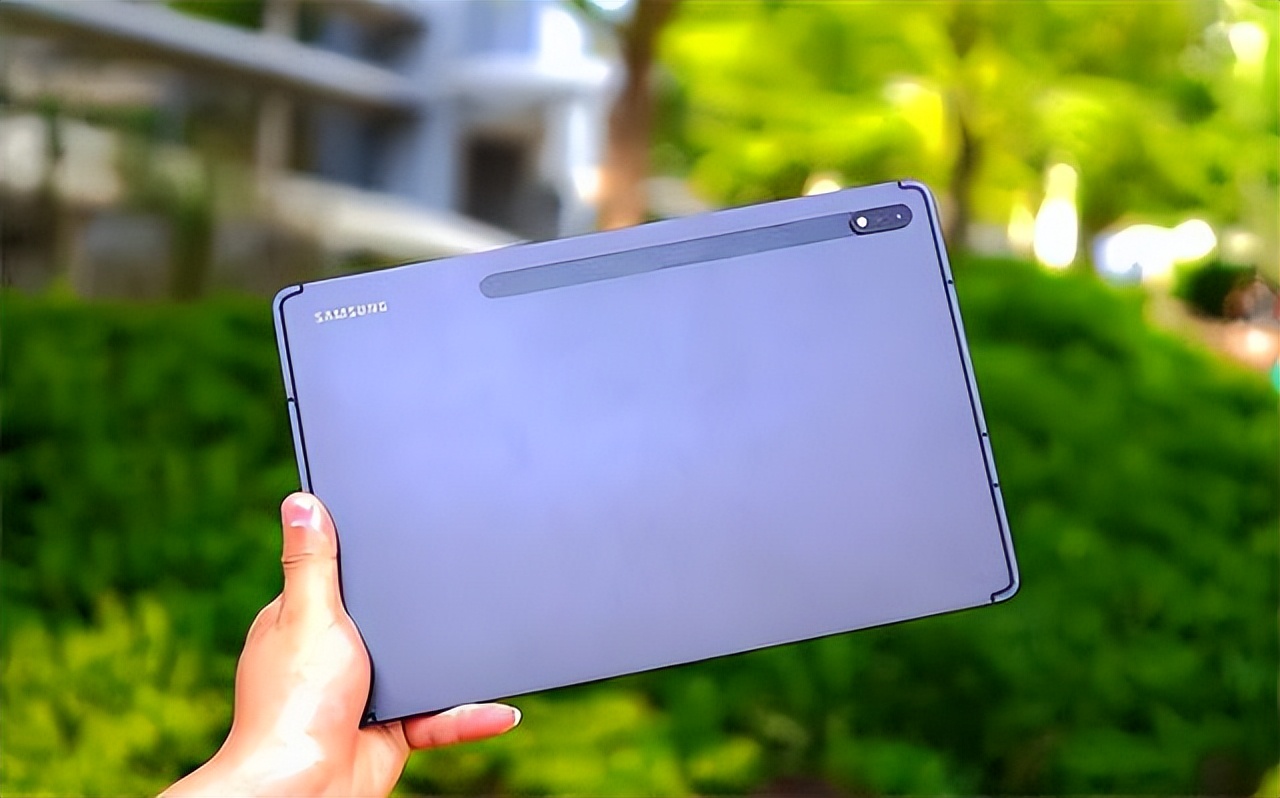 12.4英寸大屏幕！三星GalaxyTabS8+5g版本评测