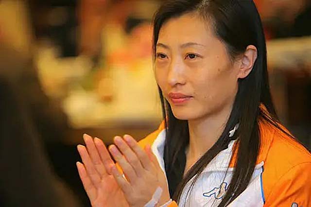 羽毛球张宁的资料("羽坛皇后"张宁:历经浮沉,大器晚成)