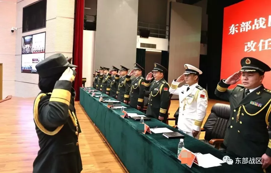 文职干部改任军官,授衔了