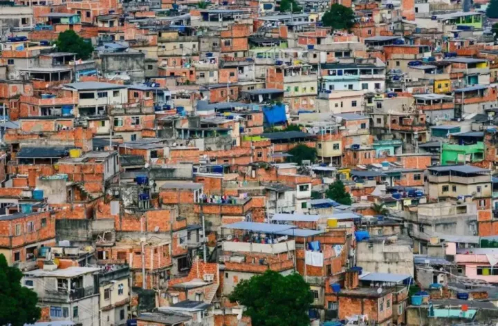 为什么中国足球玩不起（看看电子竞技就知道，中国足球不行的根本原因：大家不喜欢）