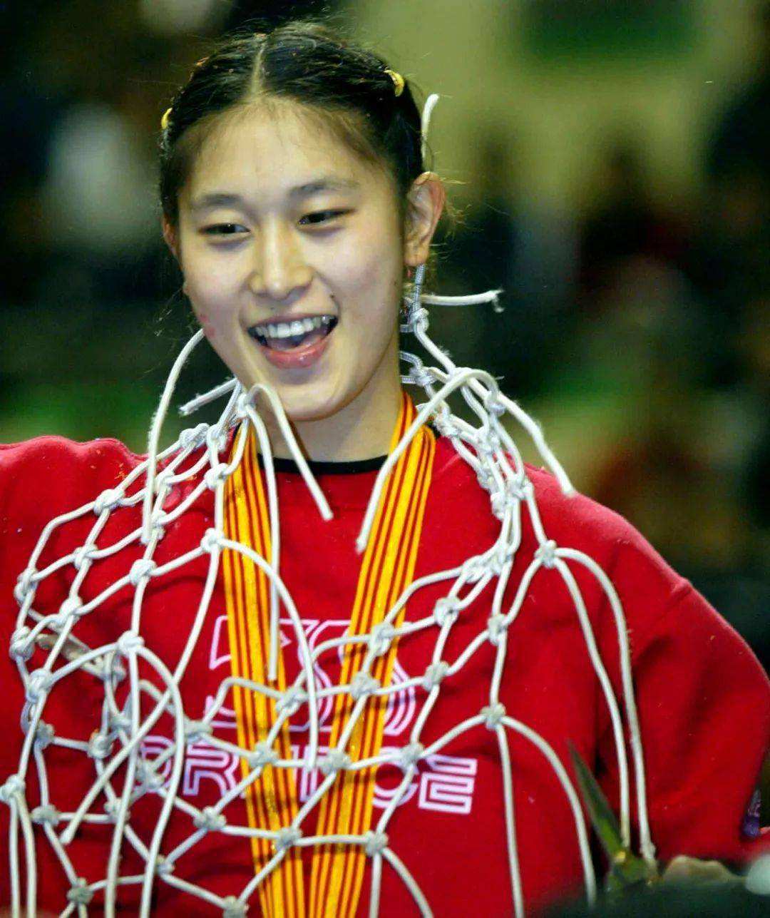 篮球技巧教学女生(女篮黄金一代的球星隋菲菲,颜值与球技并存的篮球