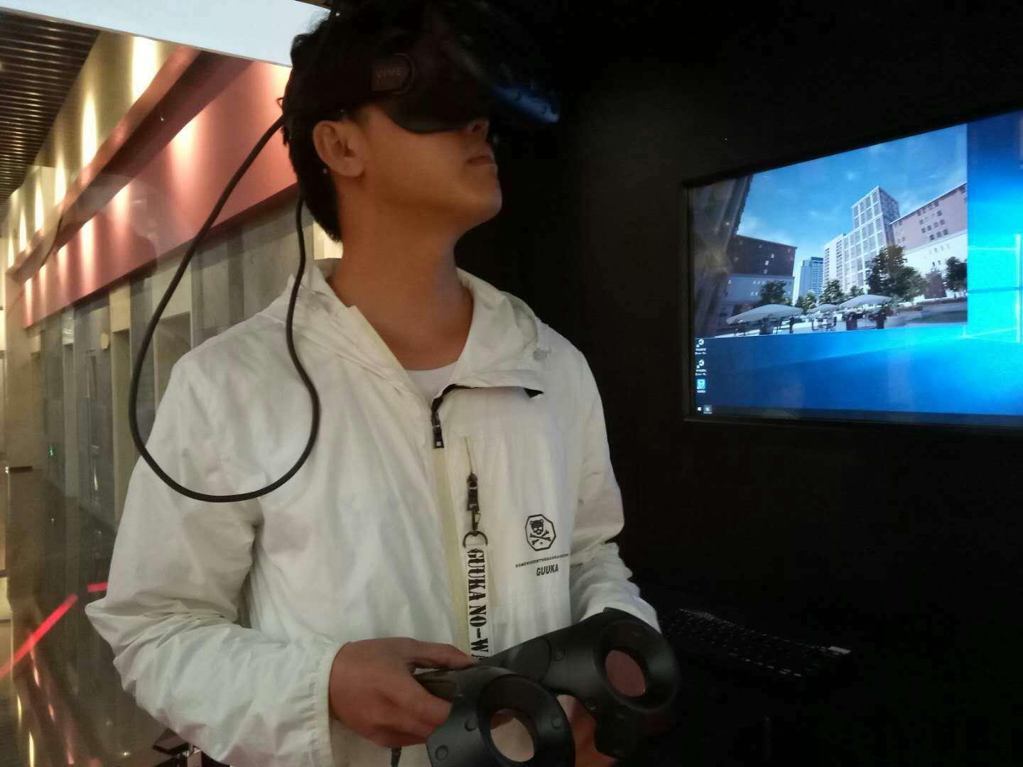 湖南一高速发生连环交通事故已致9人遇难