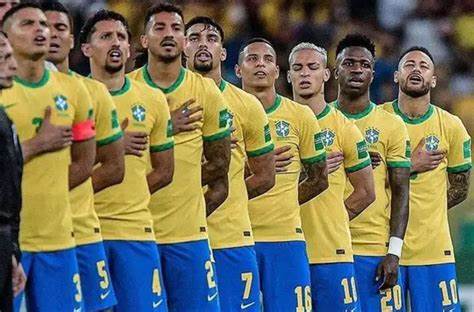 街头足球——巴西5夺世界杯和世界足球先生的DNA密码