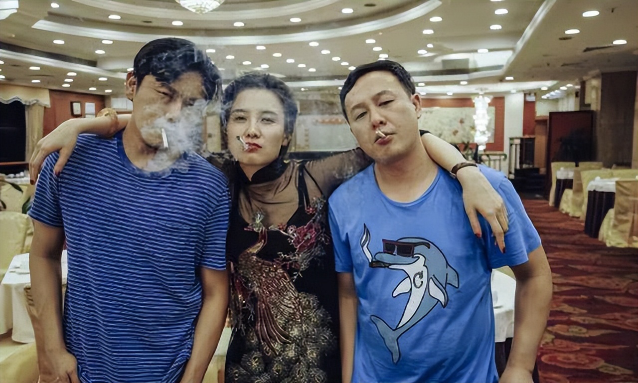 演员宋佳:因事业放弃陈龙,因婚姻放弃张黎,今与黄少峰长相厮守