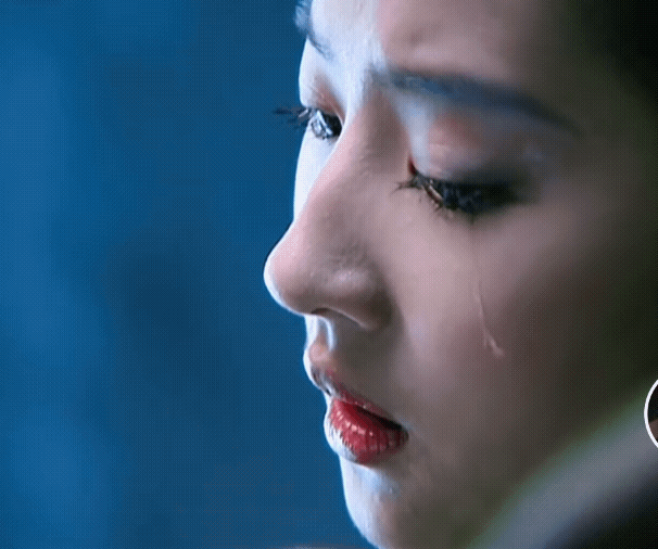 刘亦菲神仙落泪太养眼 为什么有人连哭都那么美