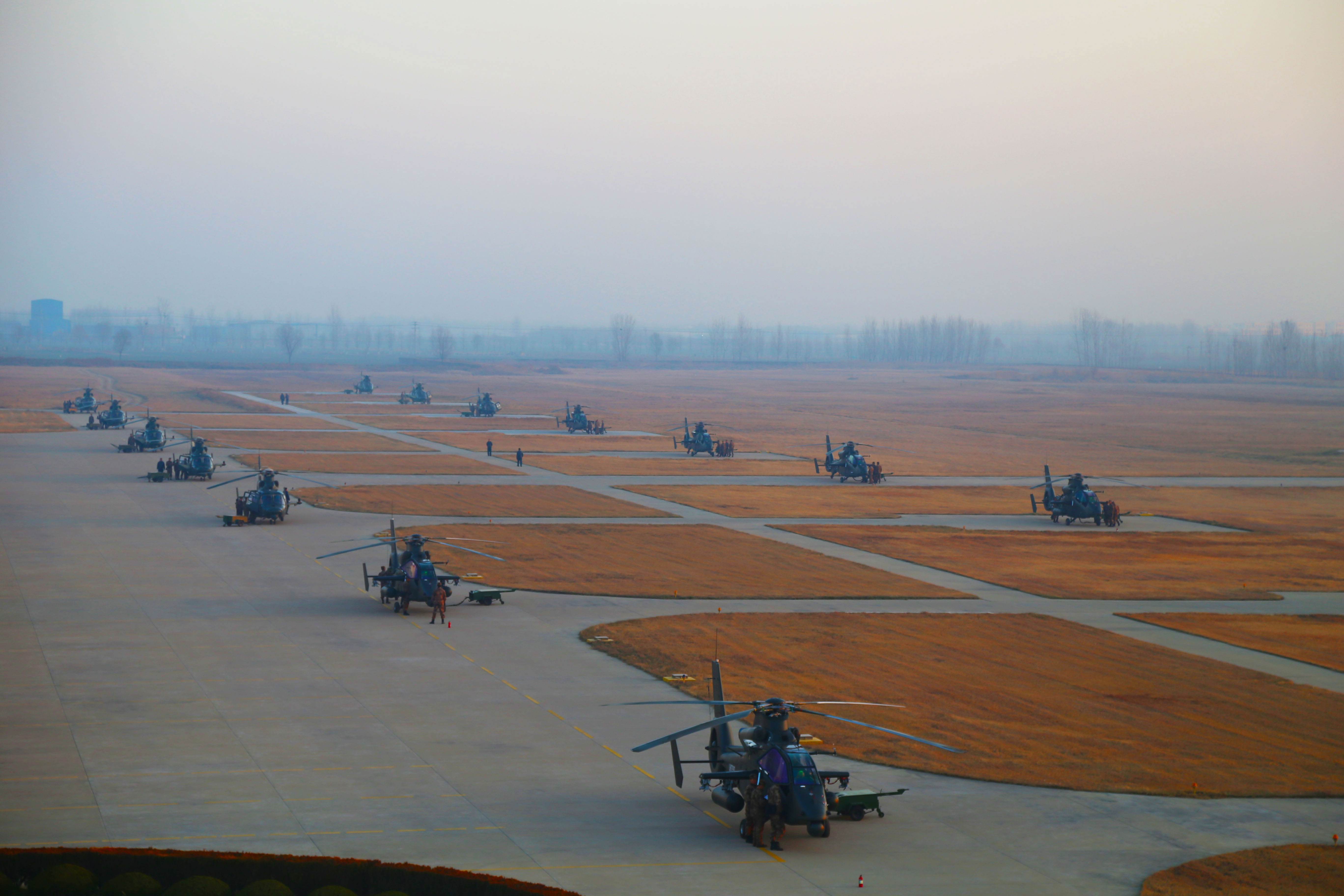 2022��ž�½��չ��������ֱ��ֱ�ȴ�����������;���˻����ϵ�λ