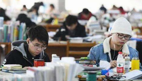 “抱歉，只有博士享受140万安家费”，低学历的廉价，无处不在