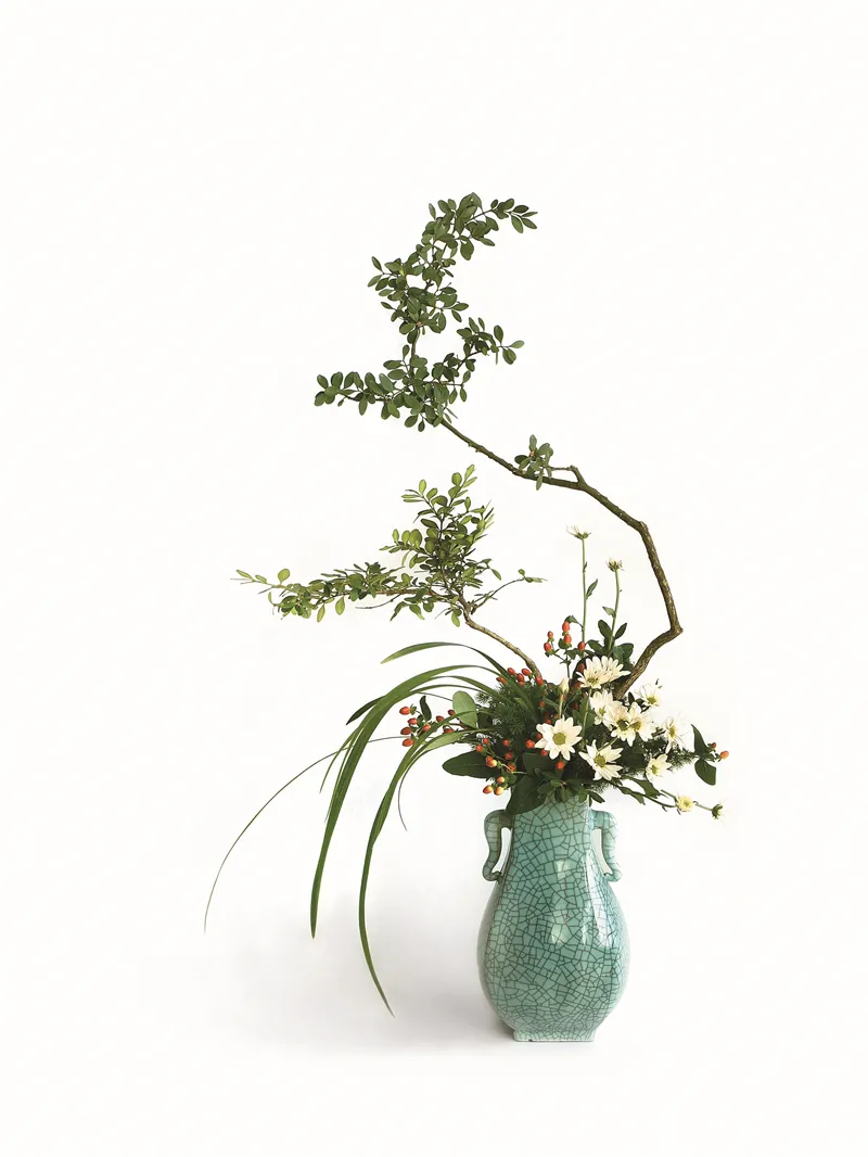 插花大师(这些作品体现了蔡仲娟大师的艺术主张,值得反复品赏)